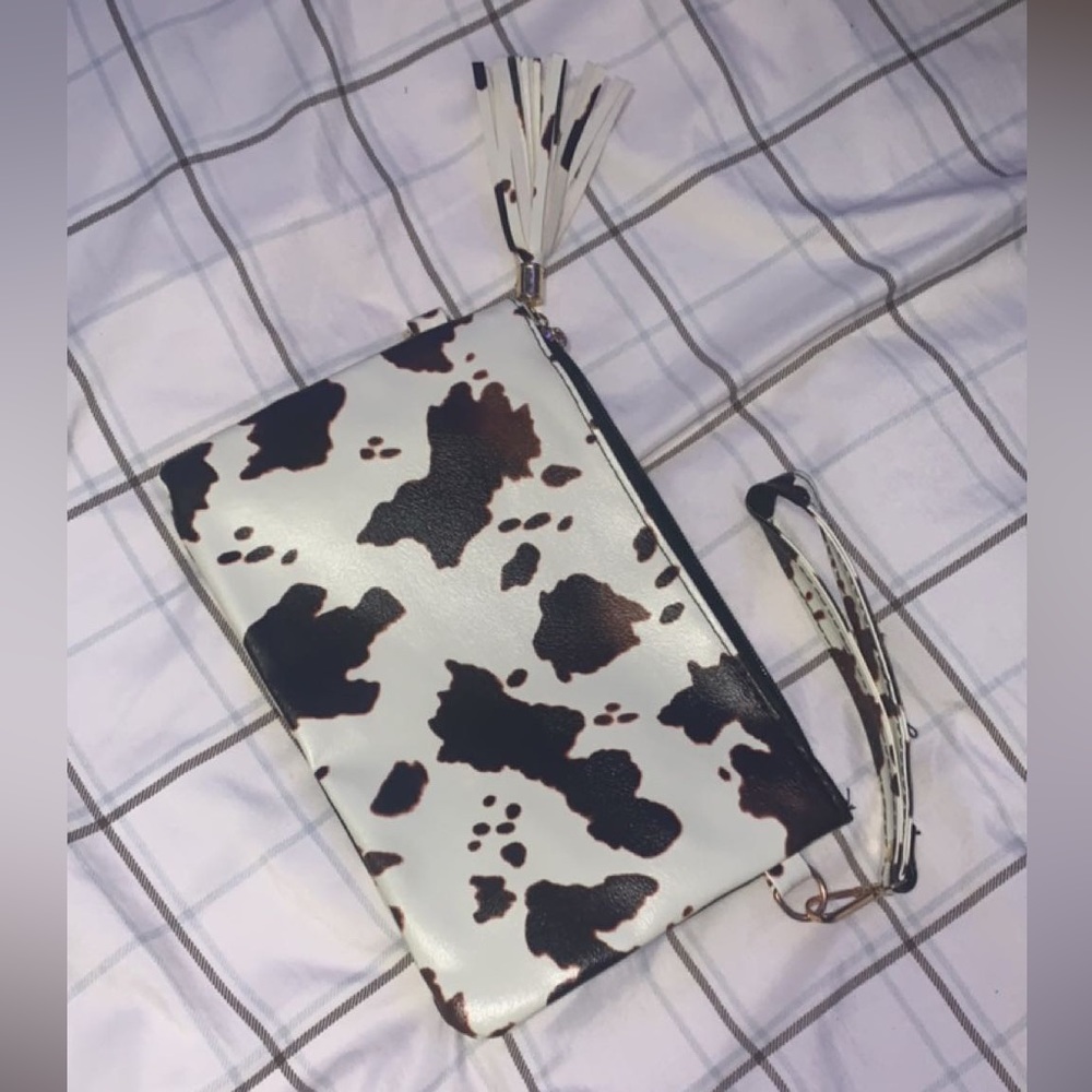Cow print makeup bag, Never been used. - Picture 3 of 8
